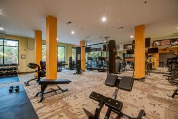 High-endurance fitness center